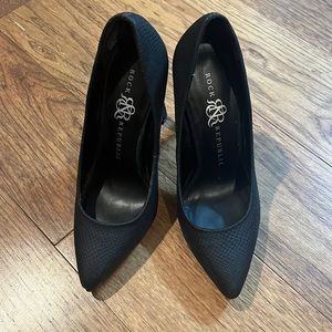 Rock Republic black stilettos size 6 medium